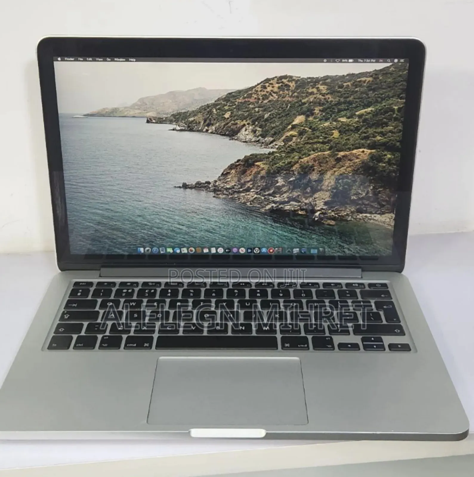 New Laptop Apple MacBook Pro 2015 8GB Intel Core I5 SSD 256GB