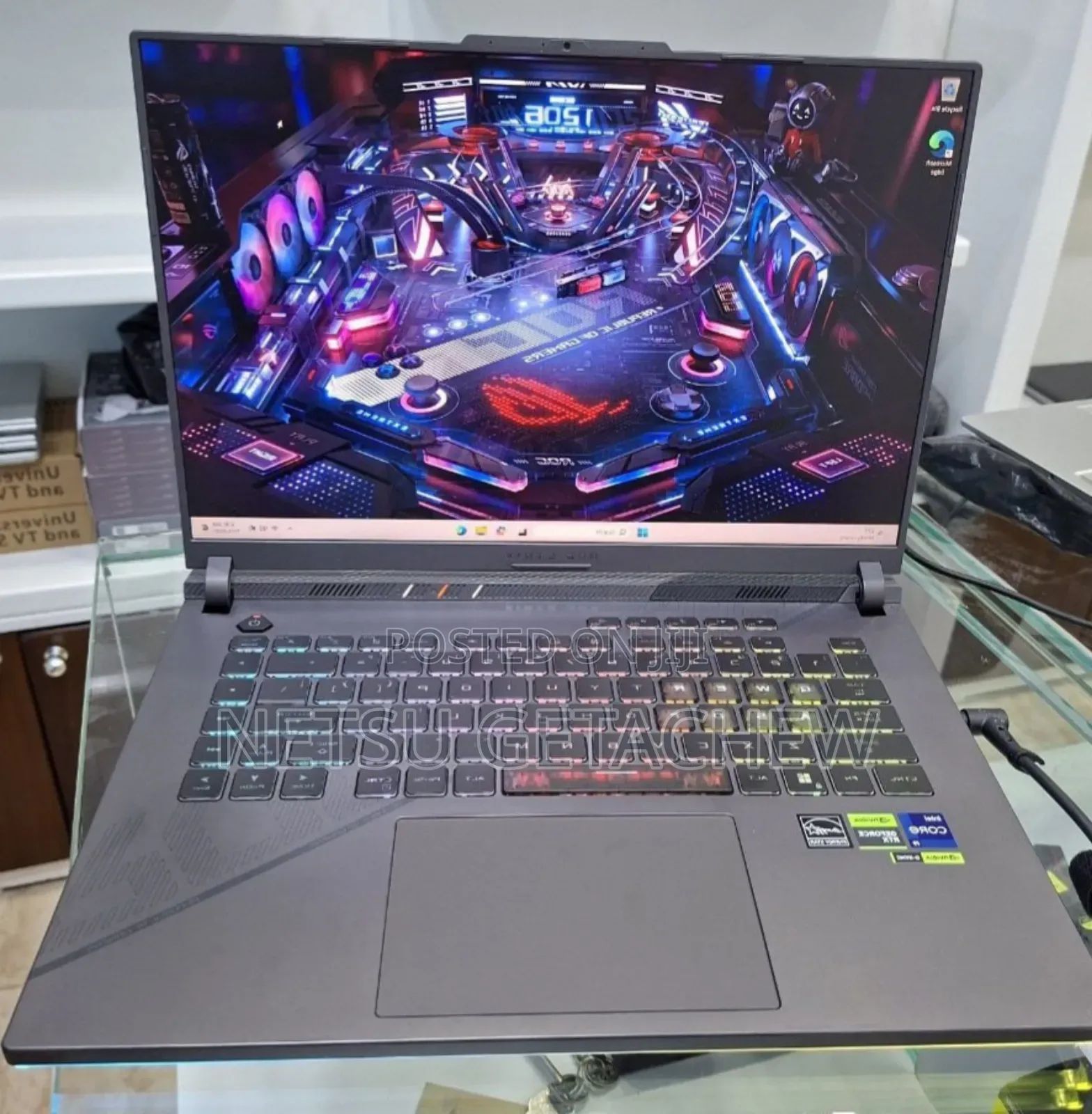 New Laptop Asus ROG Strix G15 32GB Intel Core i9 SSD 1T