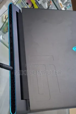 New Laptop Alienware M15 r3 16GB Intel Core i9 SSD 1T