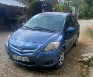 Toyota Yaris 1.3 2006 Blue