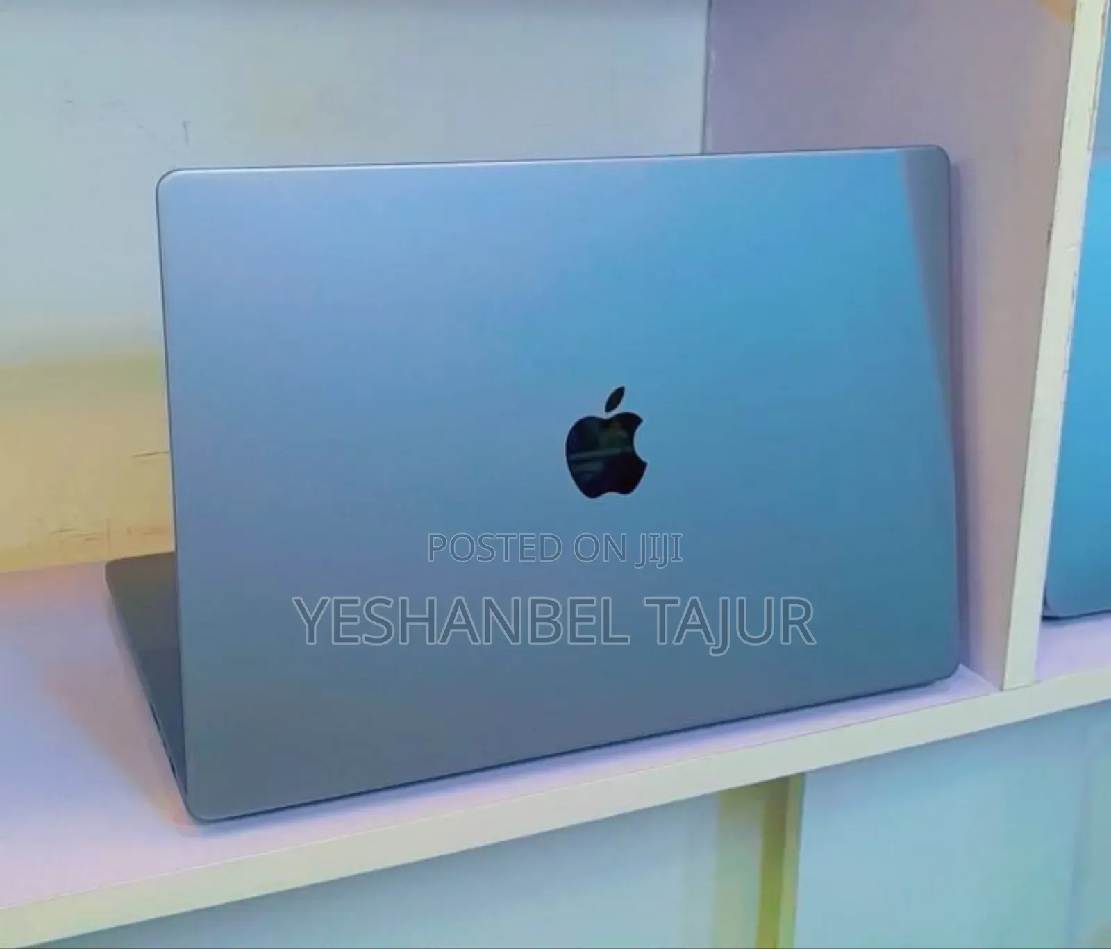 New Laptop Apple MacBook Pro 2023 M2 16GB Apple M2 SSD 1T