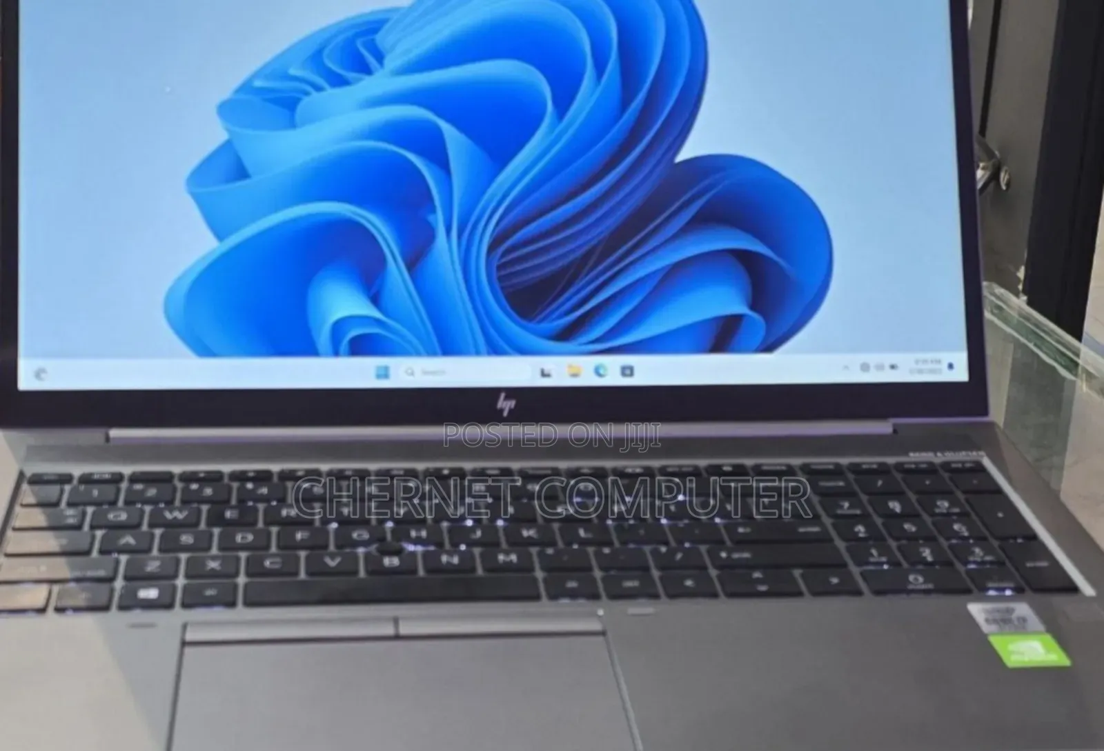 New Laptop HP ZBook Firefly 15 G7 16GB Intel Core I7 SSD 1T