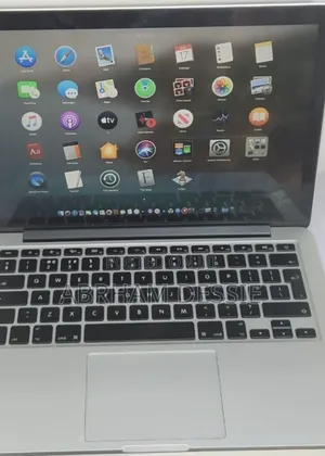 Photo - New Laptop Apple MacBook Pro 2015 8GB Intel Core I5 SSD 256GB