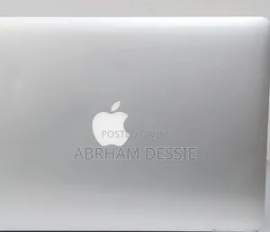 New Laptop Apple MacBook Pro 2015 8GB Intel Core I5 SSD 256GB