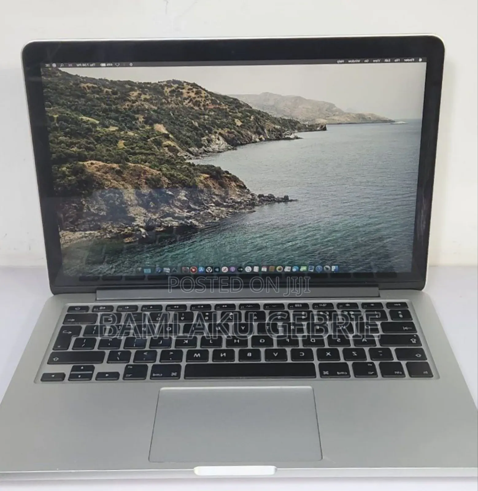 New Laptop Apple MacBook Pro 2015 8GB Intel Core I5 SSD 256GB