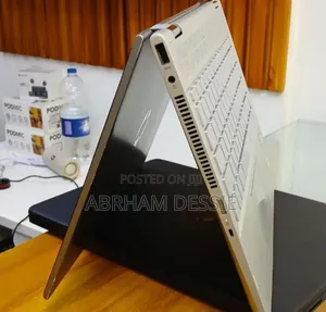 New Laptop HP Pavilion X360 8GB Intel Core I7 SSD 512GB