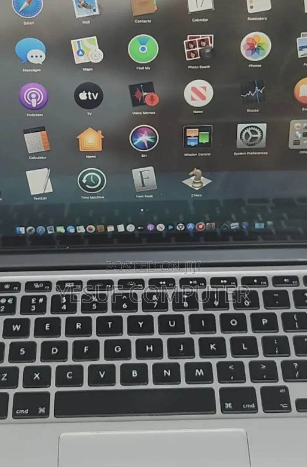 New Laptop Apple MacBook Pro 2015 8GB Intel Core I5 SSD 256GB