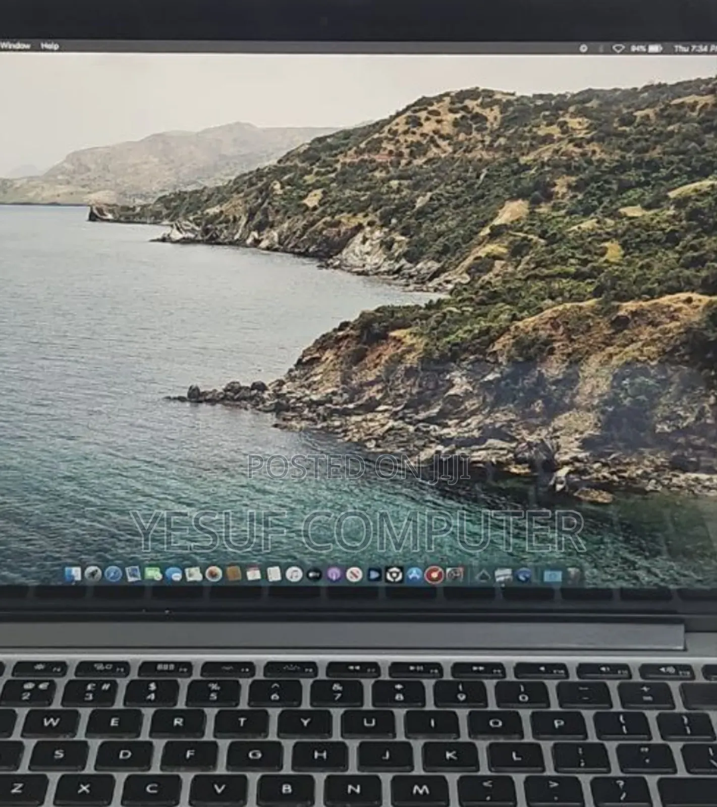 New Laptop Apple MacBook Pro 2015 8GB Intel Core I5 SSD 256GB