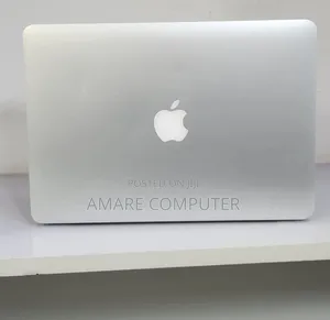 New Laptop Apple MacBook Pro 2015 8GB Intel Core I5 SSD 256GB