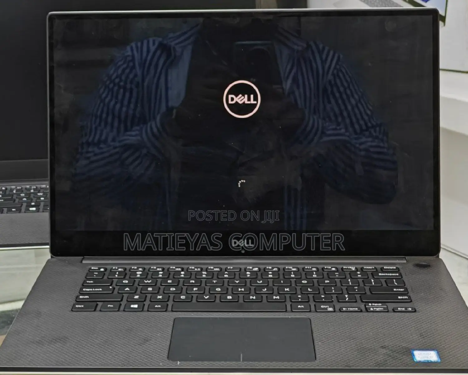 New Laptop Dell XPS 15 16GB Intel Core I7 SSD 512GB