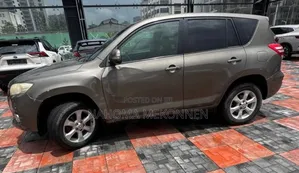 Toyota RAV4 2012 Brown