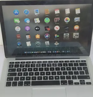 New Laptop Apple MacBook 2015 8GB Intel Core I5 SSD 256GB