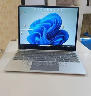 Photo - New Laptop Microsoft Surface Laptop Go 8GB Intel Core I5 SSD 128GB