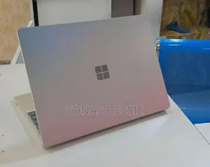New Laptop Microsoft Surface Laptop Go 8GB Intel Core I5 SSD 128GB
