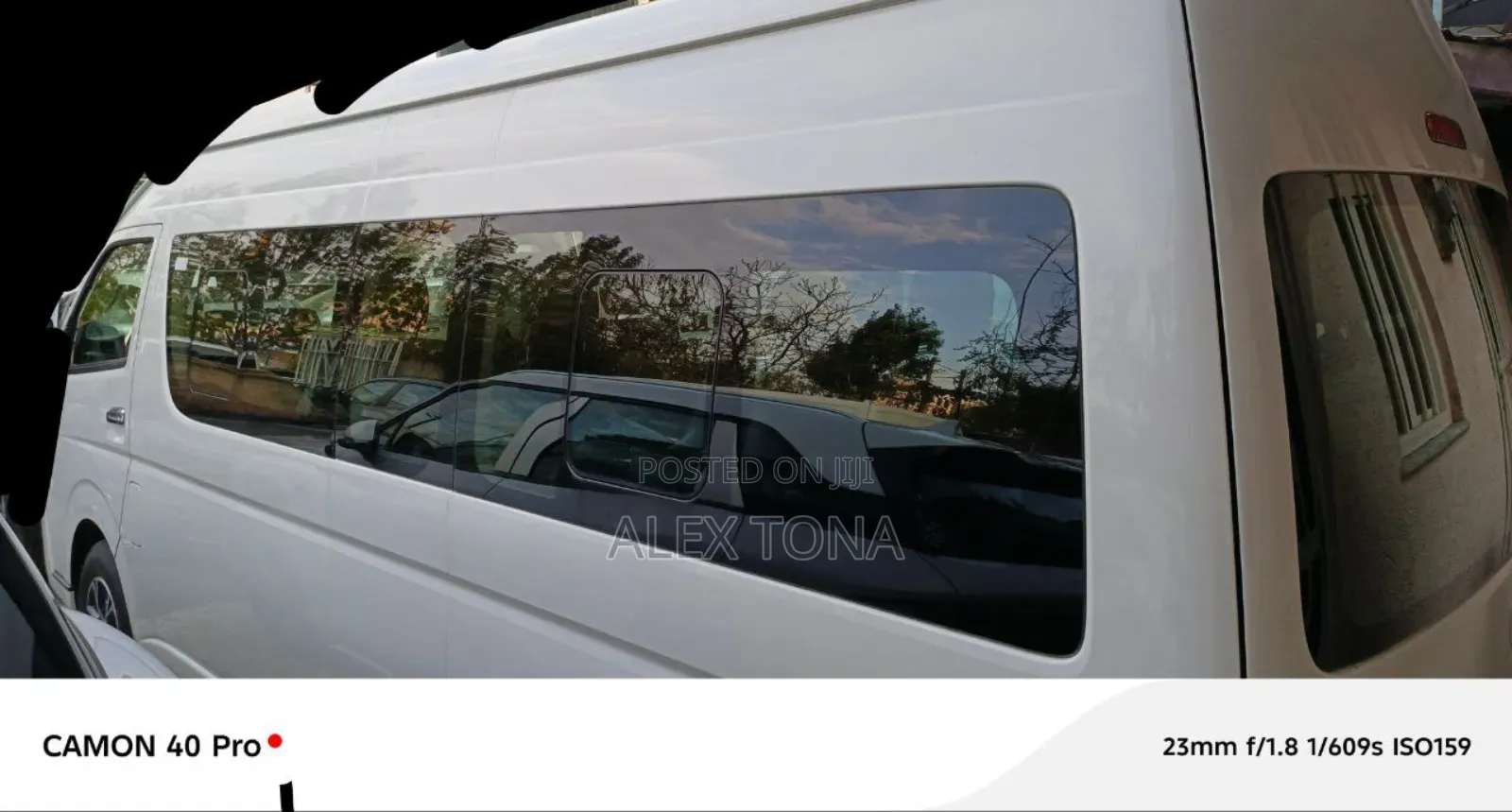 Toyota HiAce 2021 White