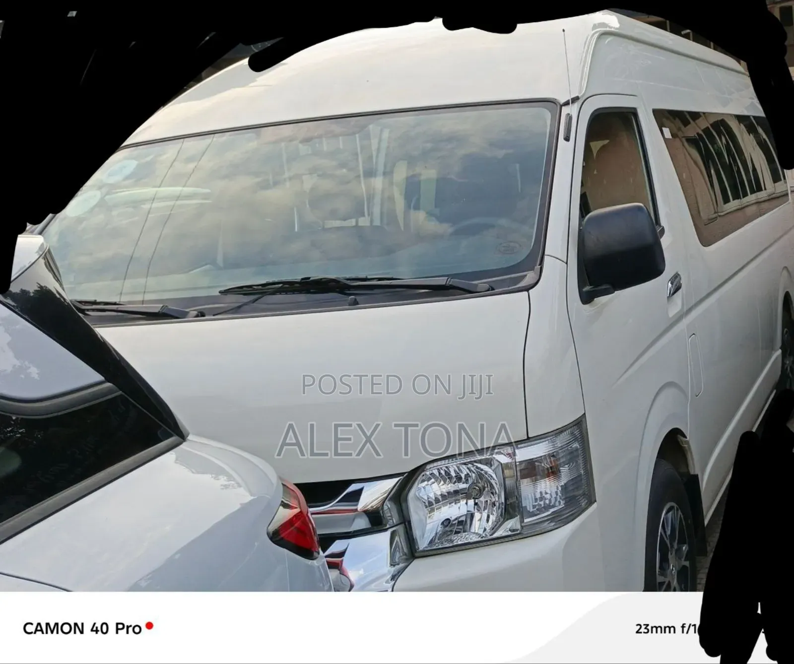 Toyota HiAce 2021 White