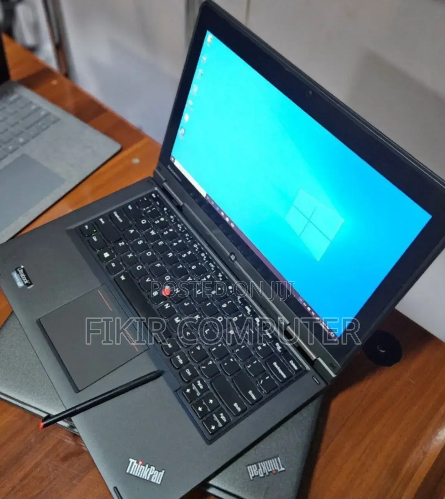 New Laptop Lenovo Thinkpad X1 Yoga 8GB Intel Core I5 HDD 500GB