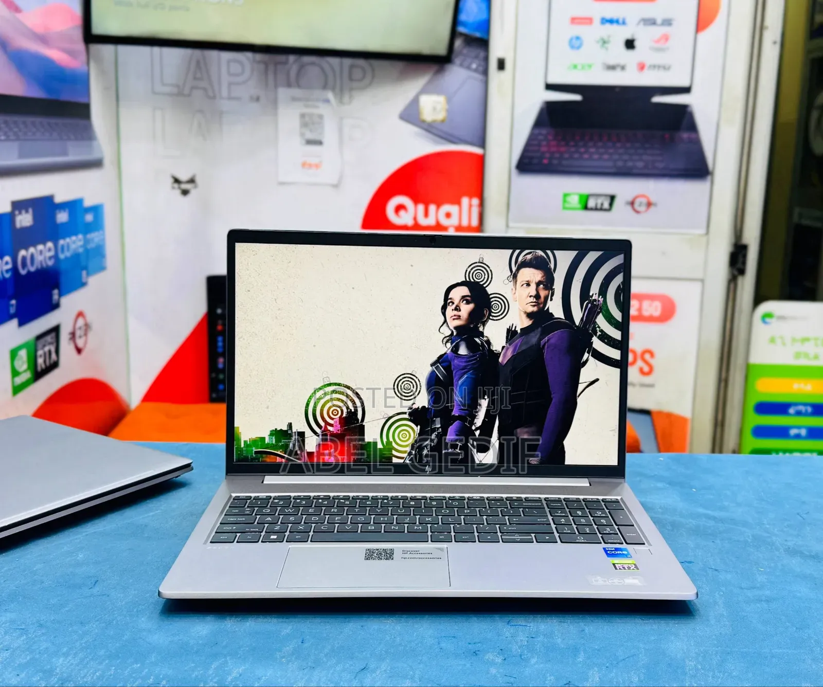 New Laptop HP ZBook Firefly G8 32GB Intel Core I7 SSD 1T