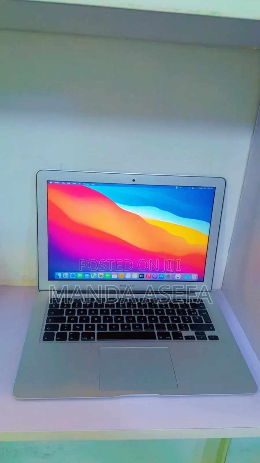New Laptop Apple MacBook Air 2017 8GB Intel Core I5 SSD 256GB