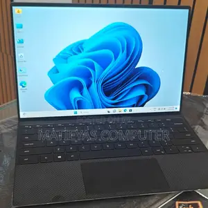 New Laptop Dell XPS 13 16GB Intel Core I7 SSD 512GB