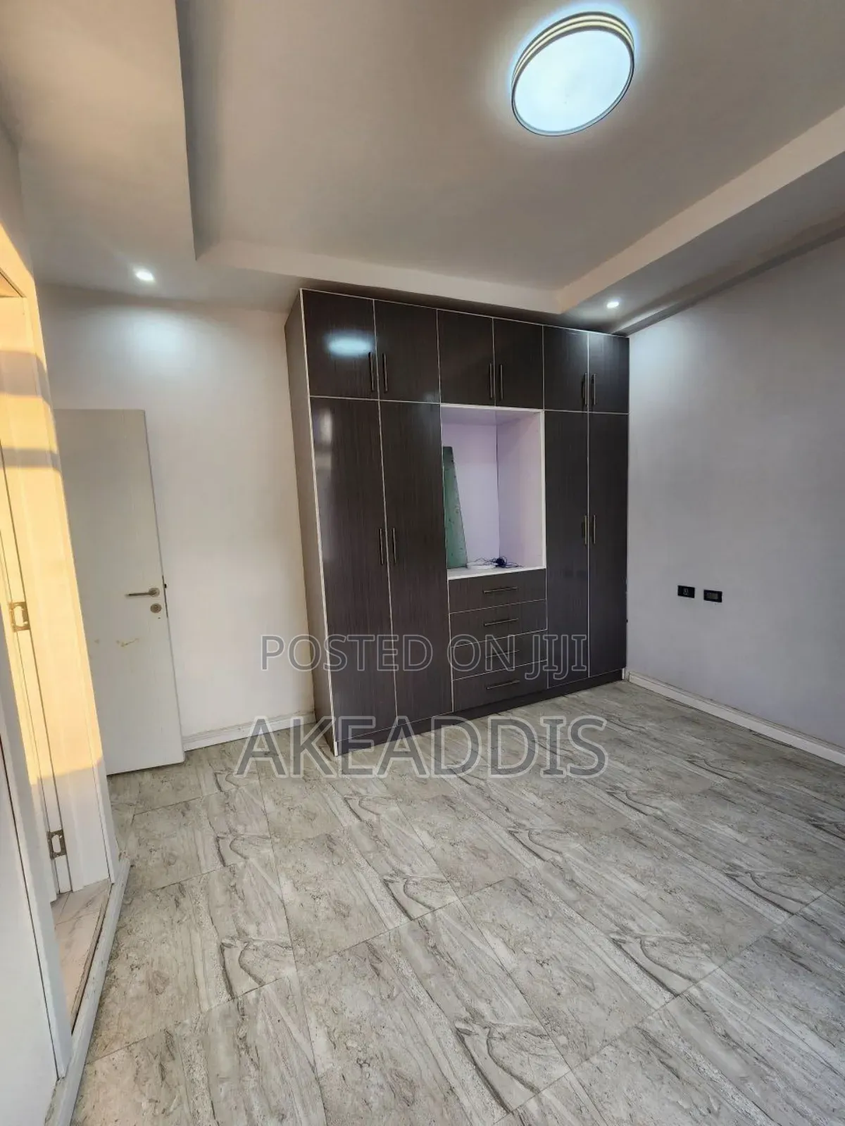 Furnished 3bdrm Condo in Bole Ayat for sale