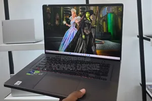 New Laptop Asus ROG Zephyrus G15 16GB Intel Core I9 SSD 1T