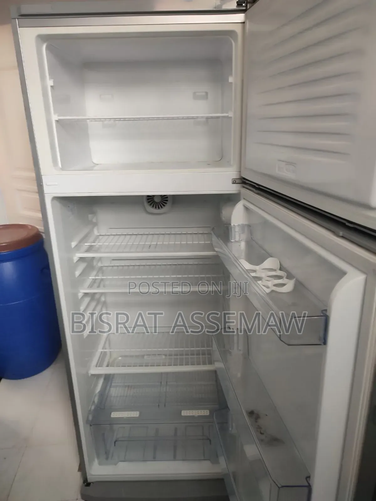 Refrigerator ፍሪጅ