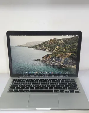 Photo - New Laptop Apple MacBook Pro 2015 8GB Intel Core I5 SSD 256GB