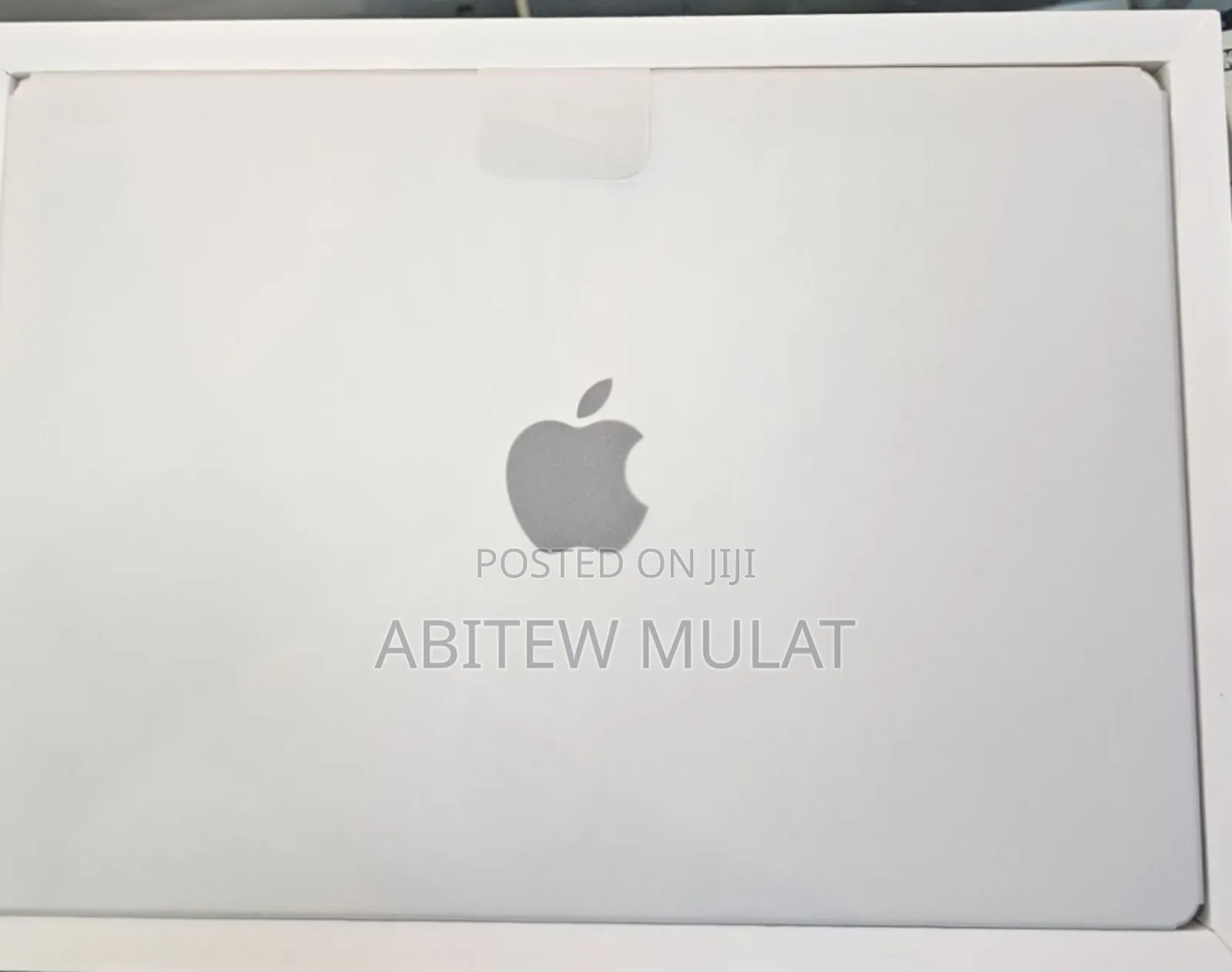 New Laptop Apple MacBook Pro 2024 M4 14-Inch 16GB Apple M4 SSD 512GB