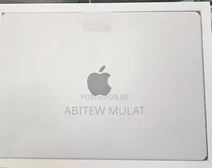 Photo - New Laptop Apple MacBook Pro 2024 M4 14-Inch 16GB Apple M4 SSD 512GB