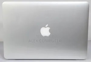 New Laptop Apple MacBook Pro 2015 8GB Intel Core I5 SSD 256GB