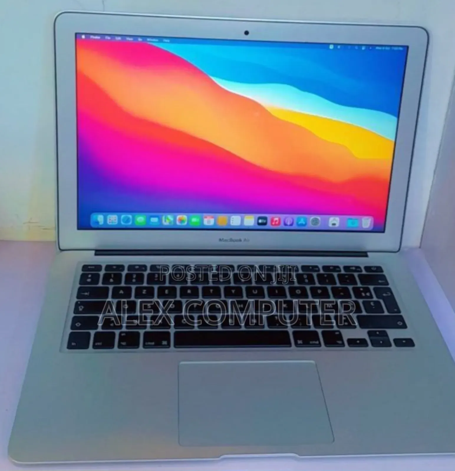 New Laptop Apple MacBook Air 2017 8GB Intel Core I5 SSD 256GB