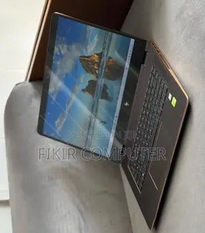 Photo - New Laptop HP Spectre 16GB Intel Core I7 SSD 512GB