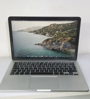 New Laptop Apple MacBook Pro 2015 8GB Intel Core I5 SSD 256GB