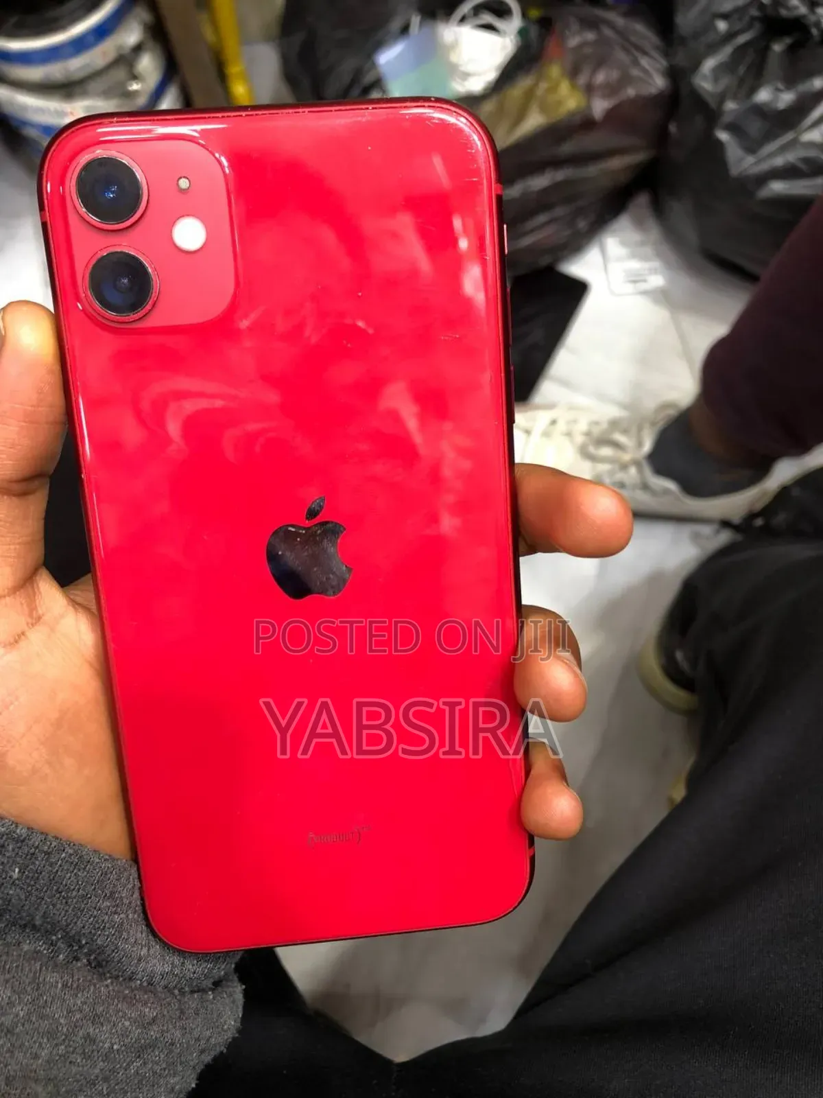 New Apple iPhone 11 64 GB Red