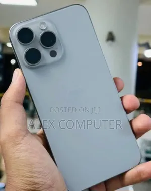 New Apple iPhone 15 Pro Max 256 GB