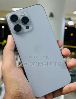 New Apple iPhone 15 Pro Max 256 GB