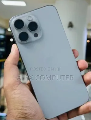 New Apple iPhone 15 Pro Max 256 GB