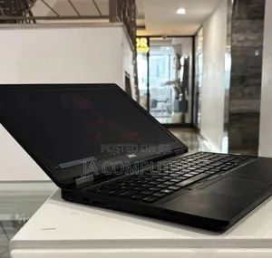 New Laptop Dell Latitude 5591 16GB Intel Core I7 SSD 512GB