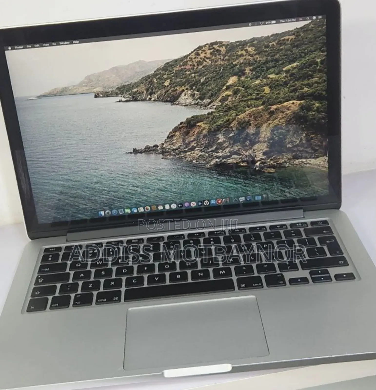 New Laptop Apple MacBook 2015 8GB Intel Core I5 SSD 256GB