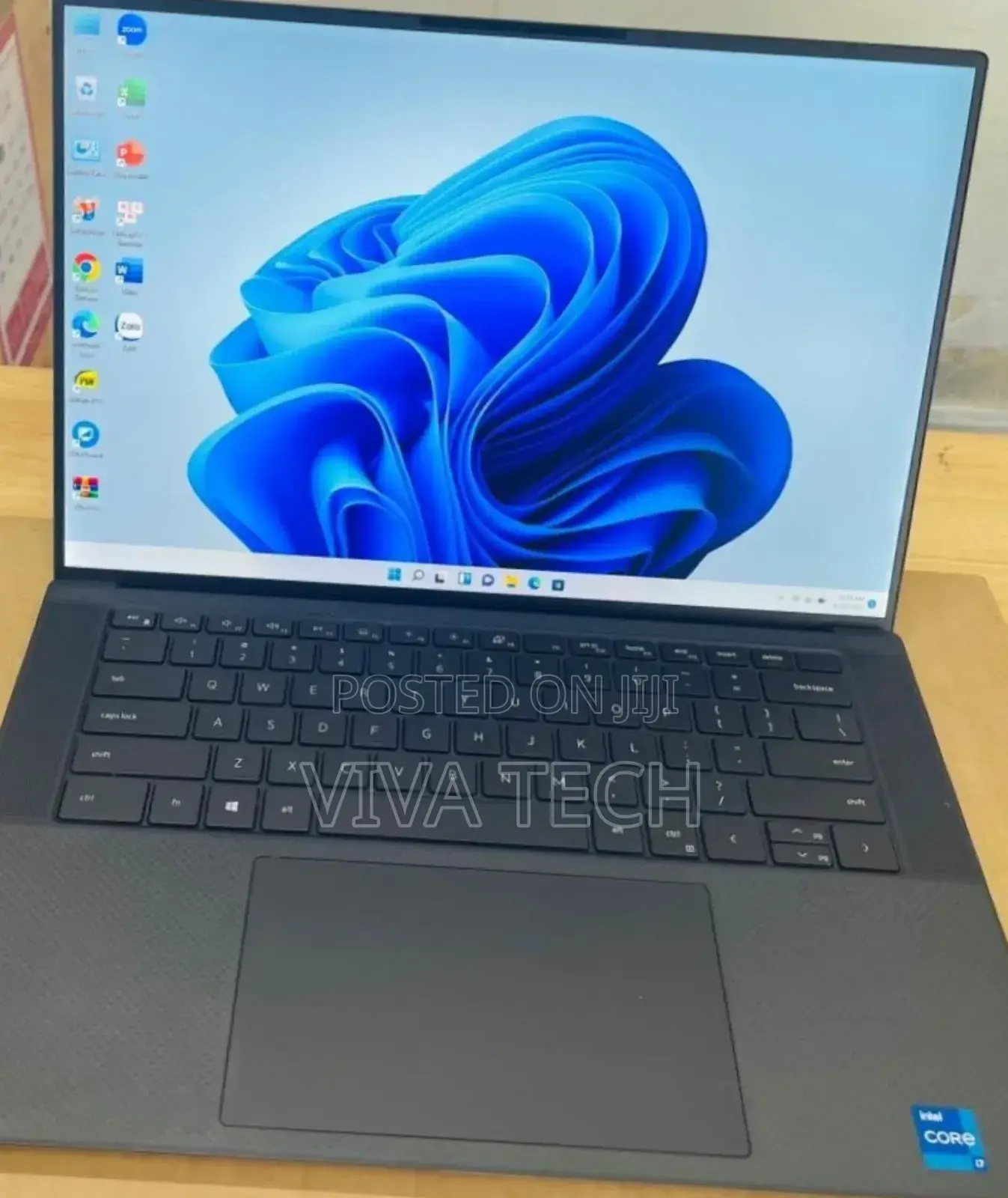 New Laptop Dell Precision 7720 32GB Intel Core I9 SSD 1T