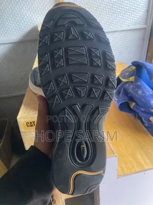 Nike Air Shoes ጫማ ምቻት ያለው