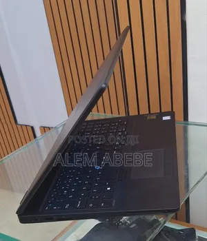 New Laptop Dell Latitude 5580 8GB Intel Core I5 SSD 256GB