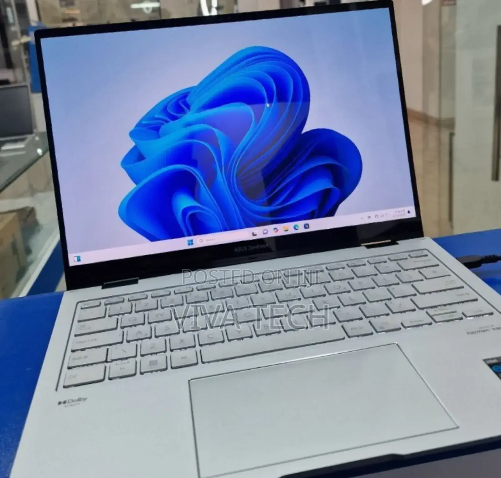 New Laptop Asus ZenBook UX31E 16GB Intel Core I7 SSD 512GB