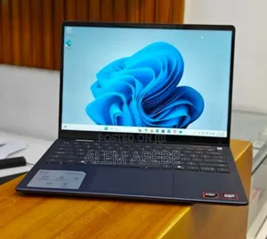 New Laptop Dell Inspiron 14 16GB AMD Ryzen 7 SSD 1T