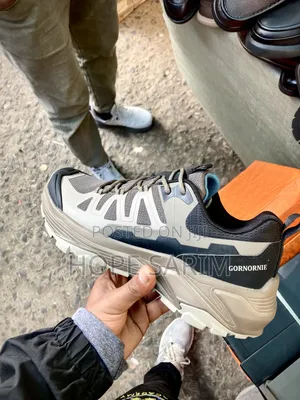 ምቻት እና ጥራት ያላቸው ጫማ Shoes