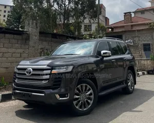 New Toyota Land Cruiser 2023 Gray
