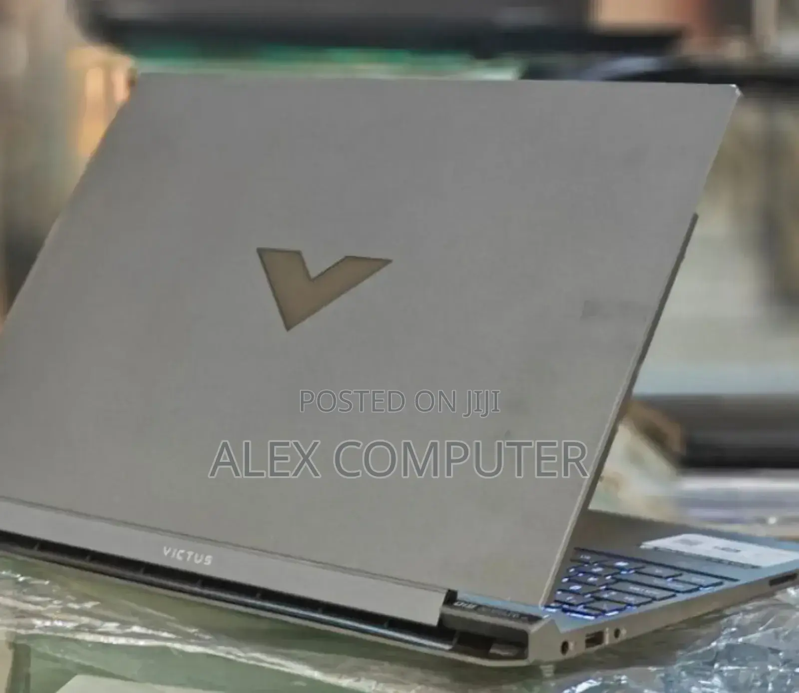 New Laptop HP Victus 15 16GB AMD Ryzen 5 SSD 512GB