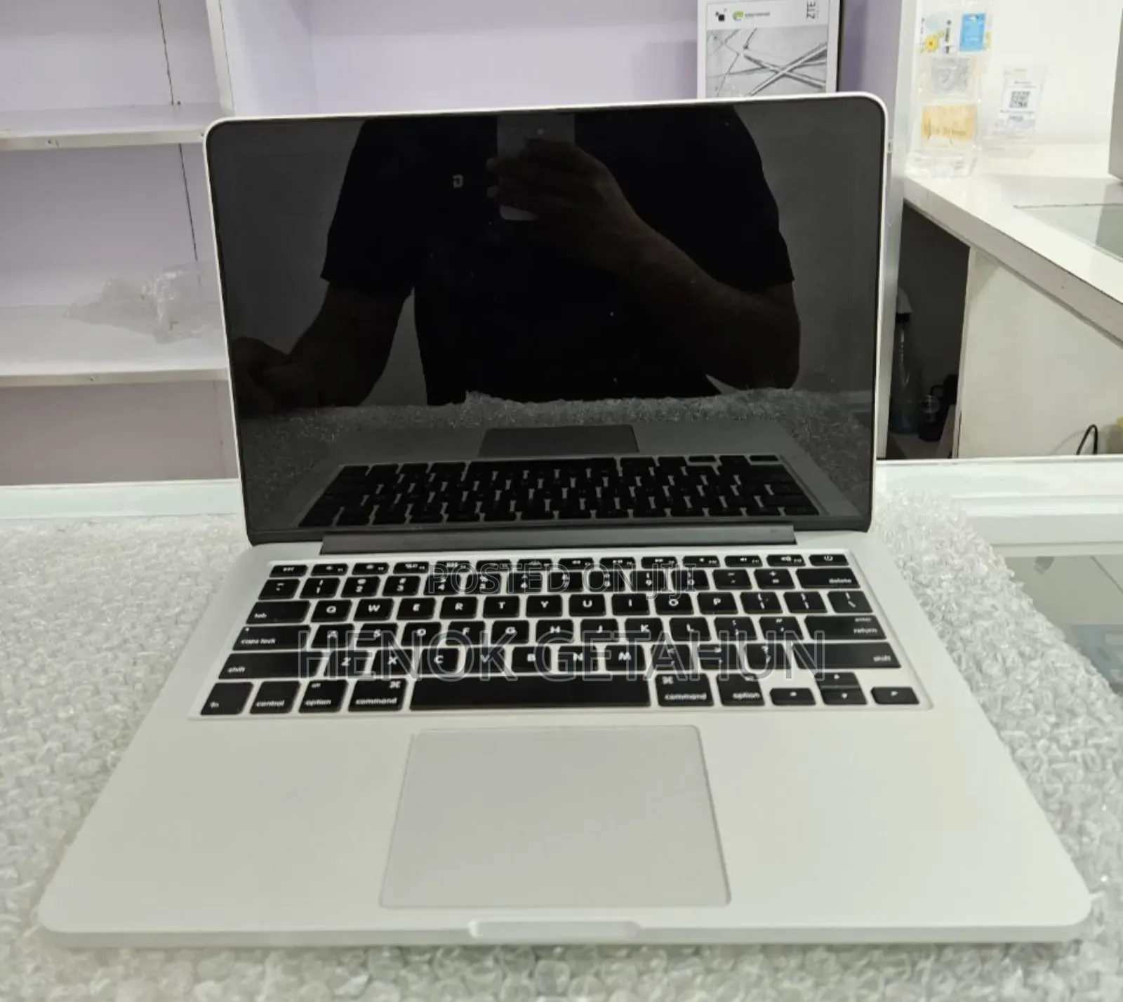New Laptop Apple MacBook Pro 2014 8GB Intel Core I5 SSD 128GB