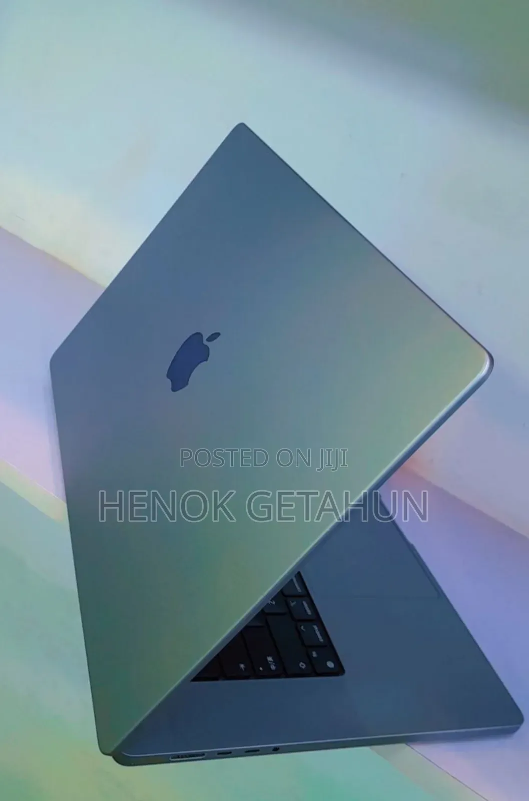 New Laptop Apple MacBook Pro 2023 M2 16GB Apple M2 HDD+SSD 1T